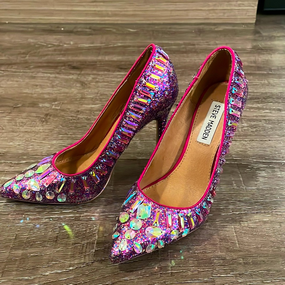 Sparkly Steve Madden High Heel Pumps